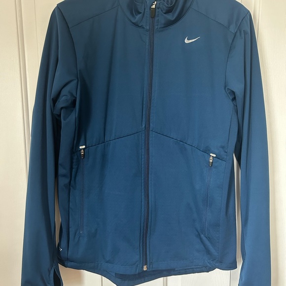 Nike Element Blue Running Jacket - Picture 7 of 12